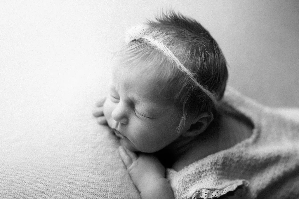 Neugeborenen-Shootings 7 neugeborenenshooting mit pose