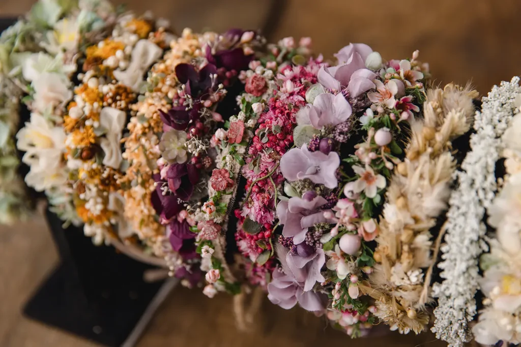 Fotografie mit Blumenaccessoires