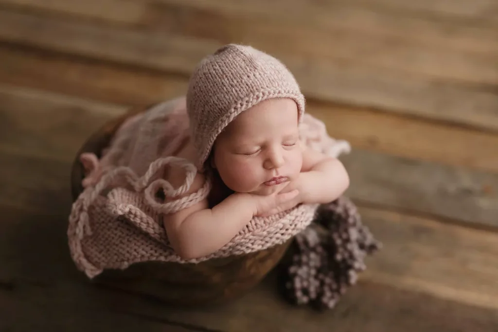 Home | Katharina Herzen Fotografie in Nidda, Frankfurt, Gießen, Wiesbaden 24 neugeborenenshooting mit korb