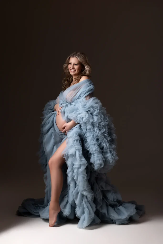 Home | Katharina Herzen Fotografie in Nidda, Frankfurt, Gießen, Wiesbaden 60 babybauchshooting mit tüllkleid blau