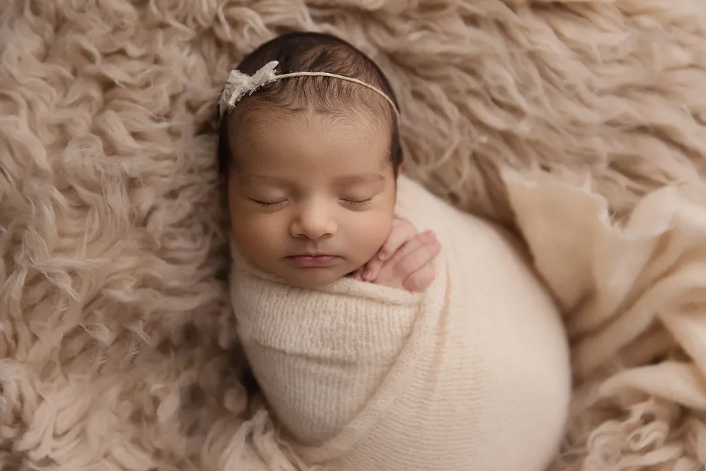 Neugeborenen-Shootings 2 baby fotografie modern in Wiesbaden