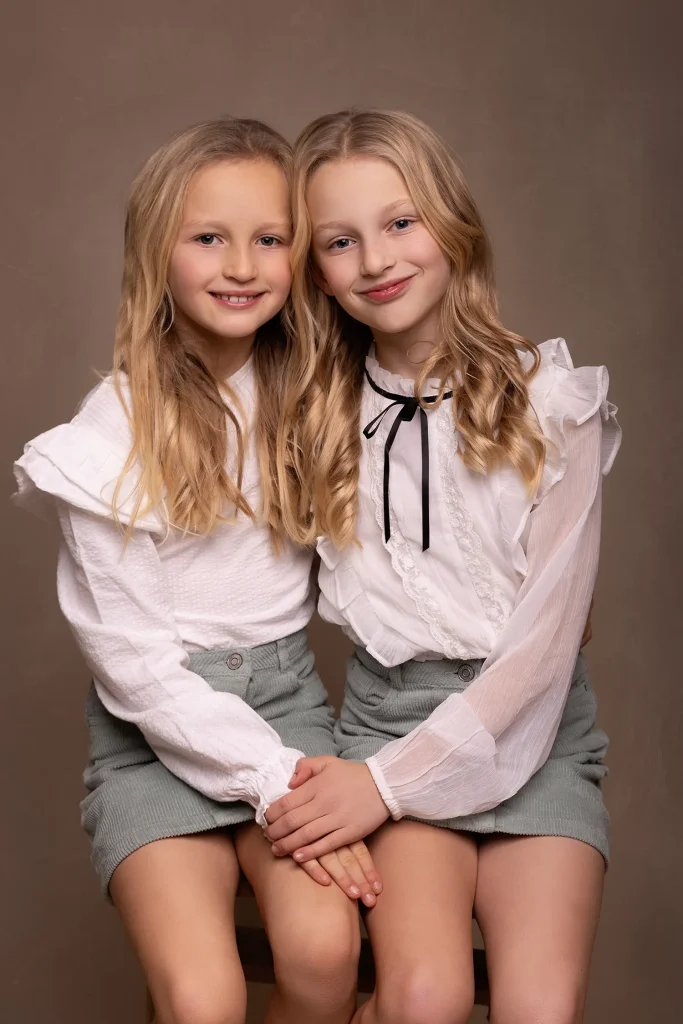 Familien-Shootings 28 geschwisterbilder mädchen in frankfurt