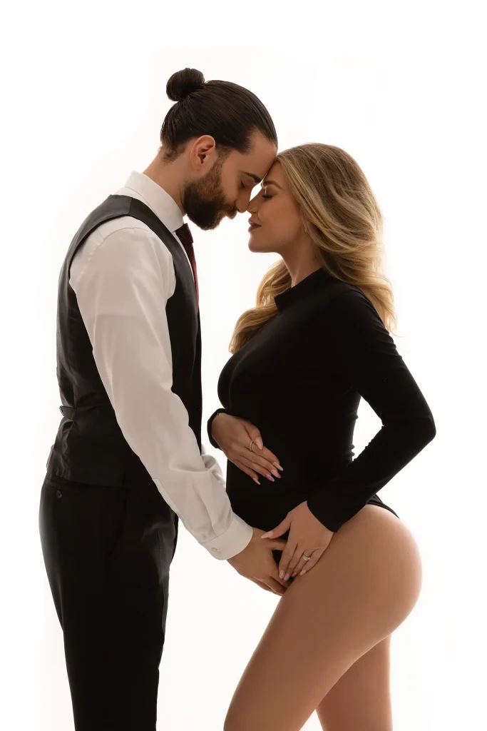 babybauchshooting mit weißem kleid